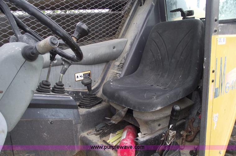 image for item 5560 1999 New Holland LM640 telehandler