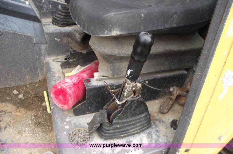 image for item 5560 1999 New Holland LM640 telehandler