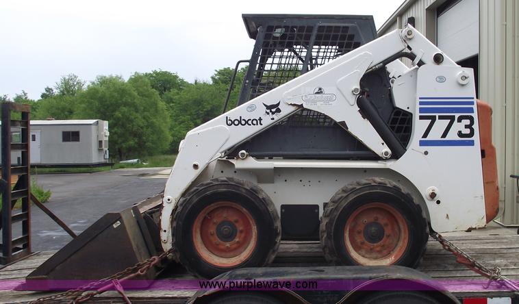 image for item 5576 1998 Bobcat 773 skid steer