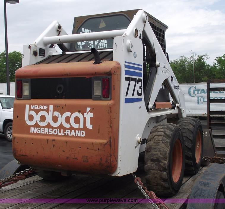 image for item 5576 1998 Bobcat 773 skid steer