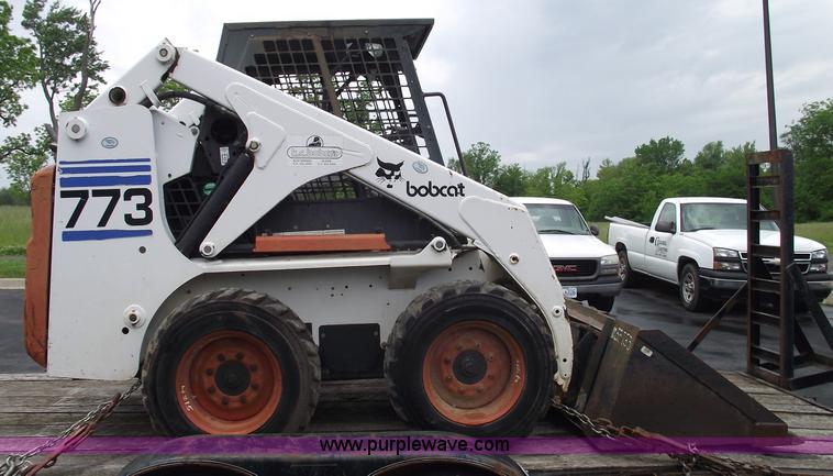image for item 5576 1998 Bobcat 773 skid steer