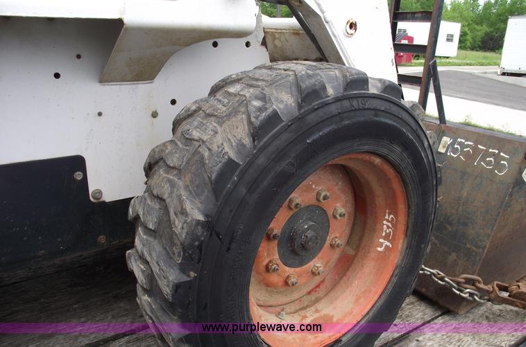 image for item 5576 1998 Bobcat 773 skid steer