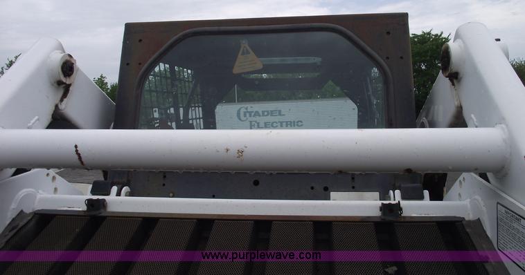 image for item 5576 1998 Bobcat 773 skid steer