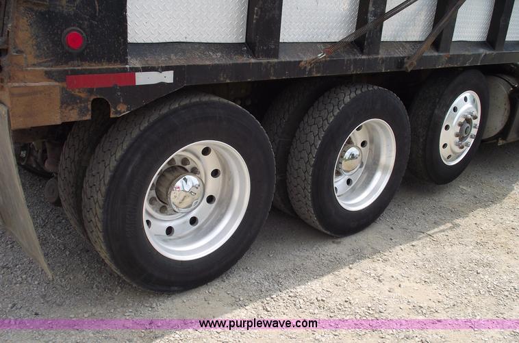 image for item 5599 1992 Kenworth T600 triple axle dump truck