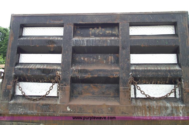 image for item 5599 1992 Kenworth T600 triple axle dump truck