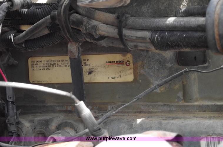 image for item 5599 1992 Kenworth T600 triple axle dump truck