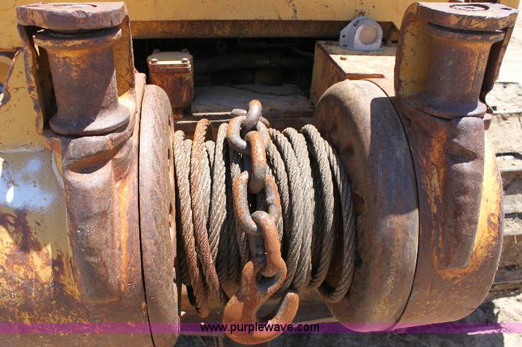 image for item 6085 1976 Caterpillar D5 dozer