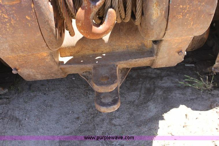 image for item 6085 1976 Caterpillar D5 dozer