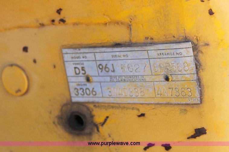 image for item 6085 1976 Caterpillar D5 dozer