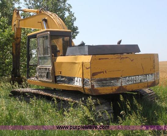 image for item 6274 1990 Caterpillar EL200B excavator