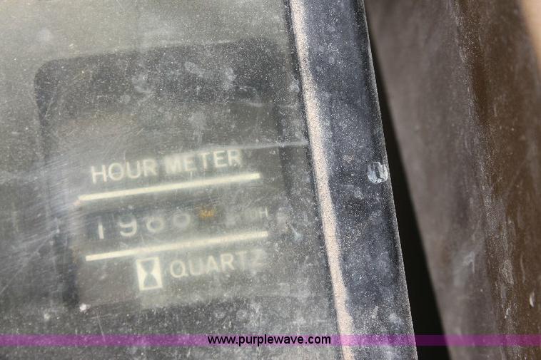 image for item 6274 1990 Caterpillar EL200B excavator