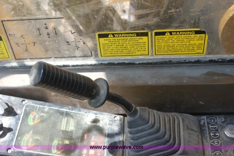 image for item 6274 1990 Caterpillar EL200B excavator