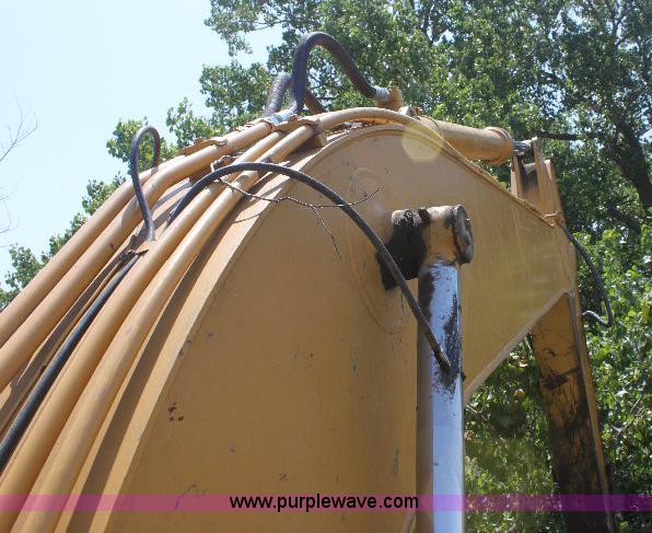 image for item 6274 1990 Caterpillar EL200B excavator