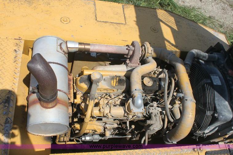 image for item 6274 1990 Caterpillar EL200B excavator