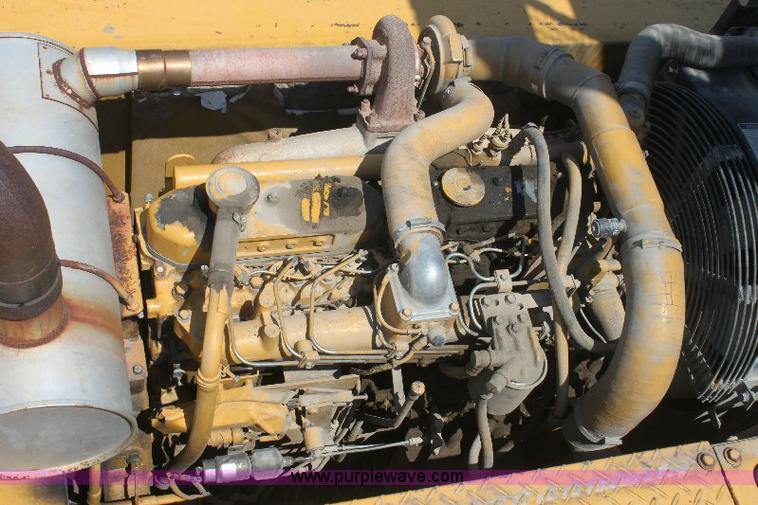 image for item 6274 1990 Caterpillar EL200B excavator