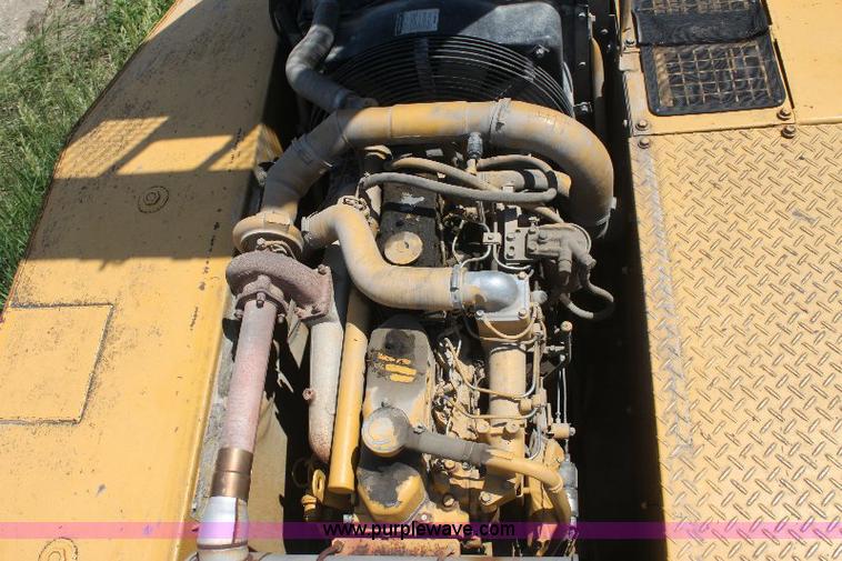 image for item 6274 1990 Caterpillar EL200B excavator