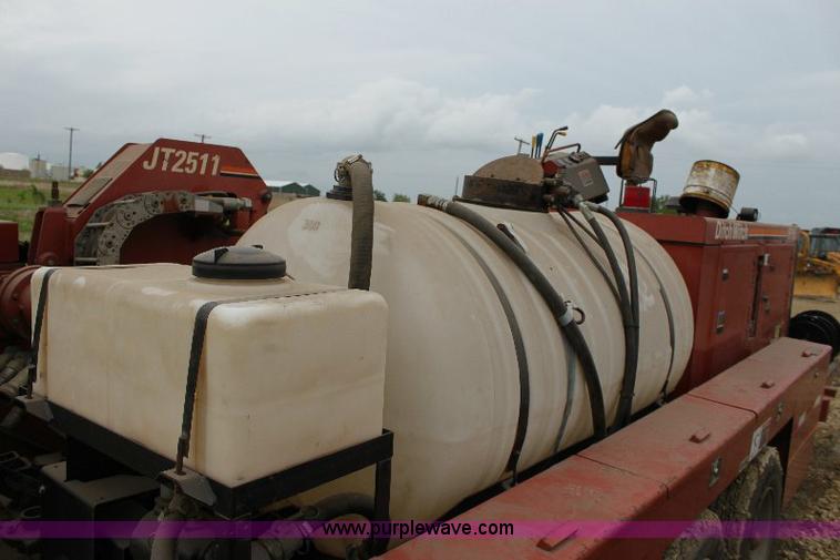 image for item 6550 1998 Ditch Witch JT2511 directional drill