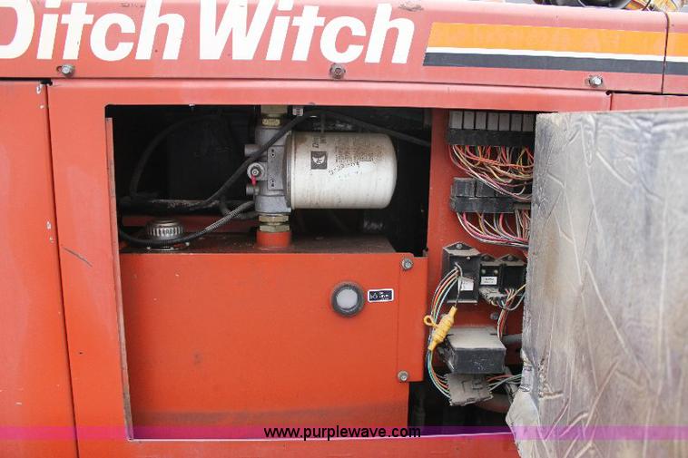 image for item 6550 1998 Ditch Witch JT2511 directional drill