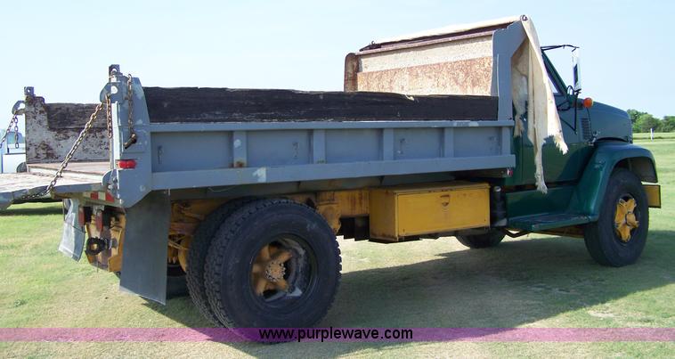 image for item 7316 1966 GMC dump truck