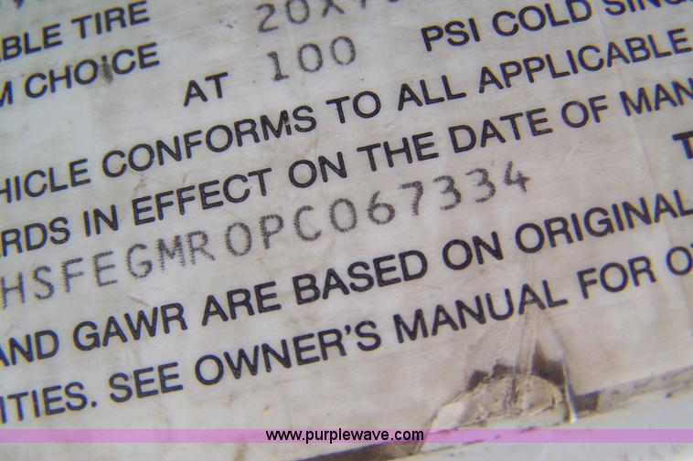 image for item 7318 1993 International F9370 dump truck