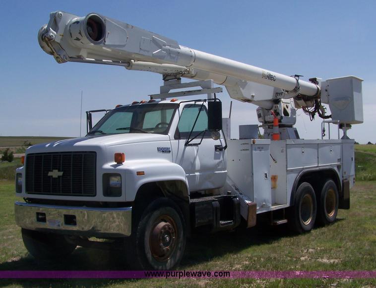 image for item 7370 1996 Chevrolet Kodiak bucket truck