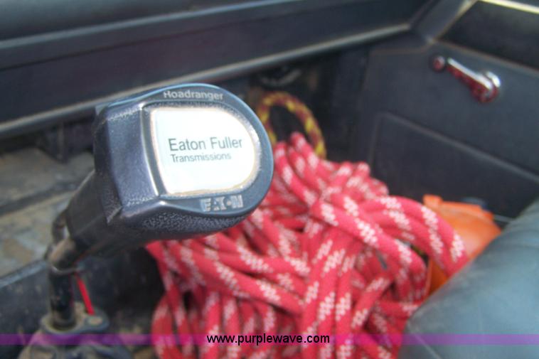 image for item 7370 1996 Chevrolet Kodiak bucket truck