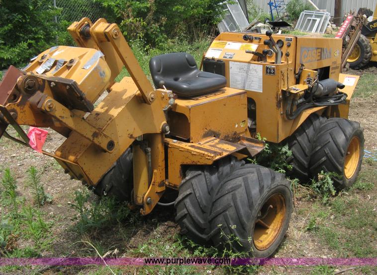 image for item 8001 1992 Case Maxi-Sneaker series B articulated trencher and vibratory plow tractor