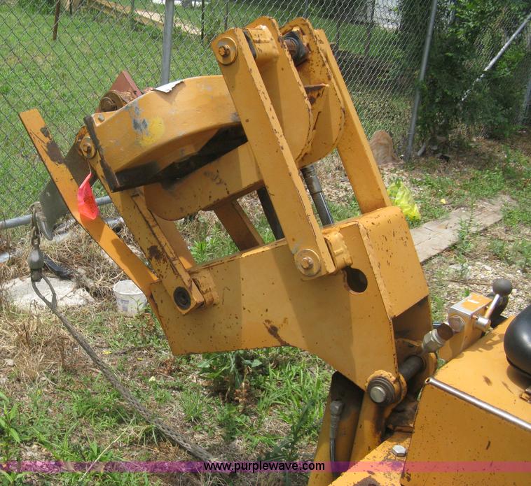 image for item 8001 1992 Case Maxi-Sneaker series B articulated trencher and vibratory plow tractor