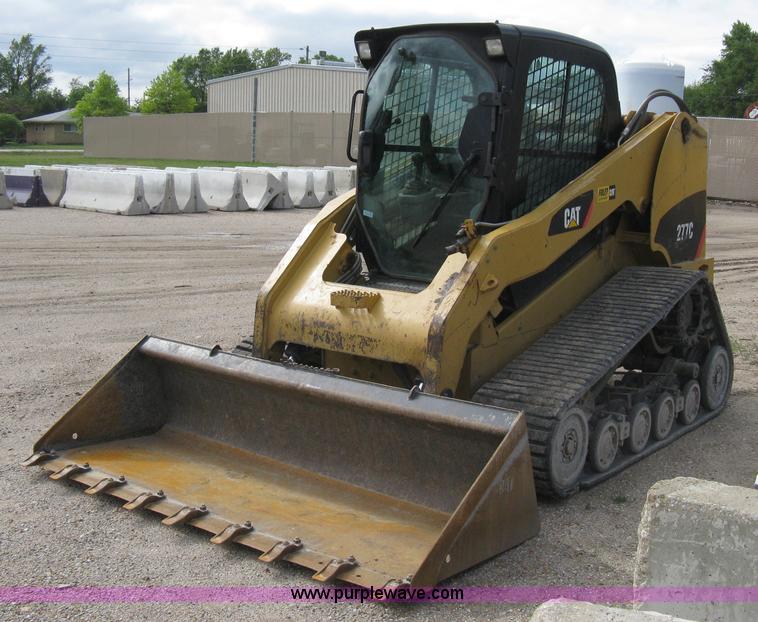 image for item 8085 2007 Caterpillar 277C track loader