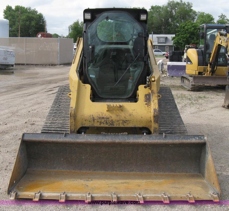 image for item 8085 2007 Caterpillar 277C track loader