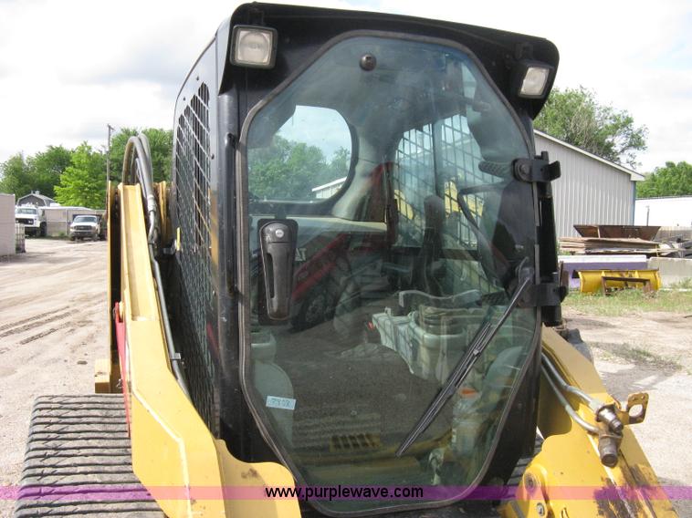 image for item 8085 2007 Caterpillar 277C track loader