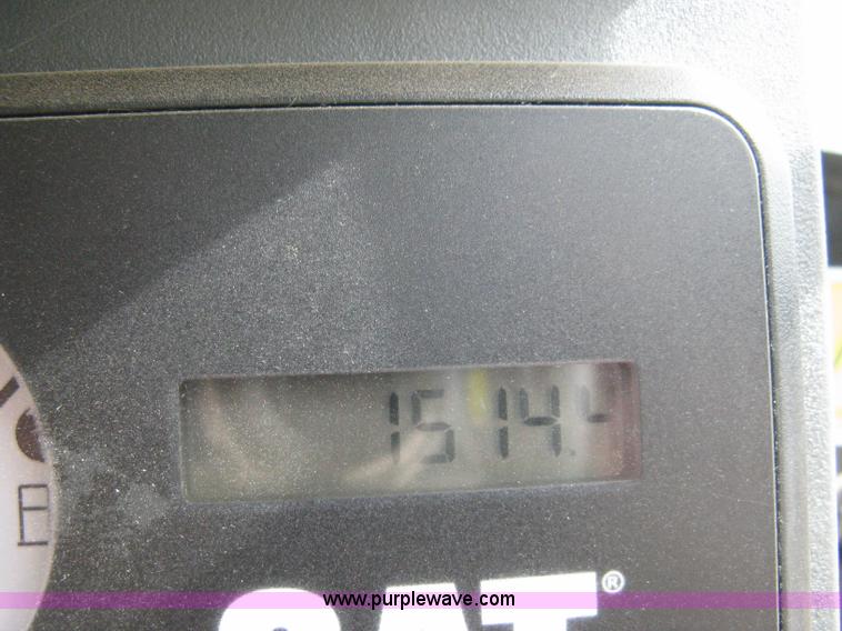 image for item 8085 2007 Caterpillar 277C track loader