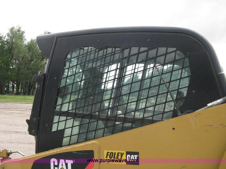 image for item 8085 2007 Caterpillar 277C track loader