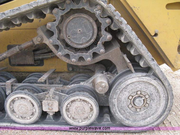 image for item 8085 2007 Caterpillar 277C track loader