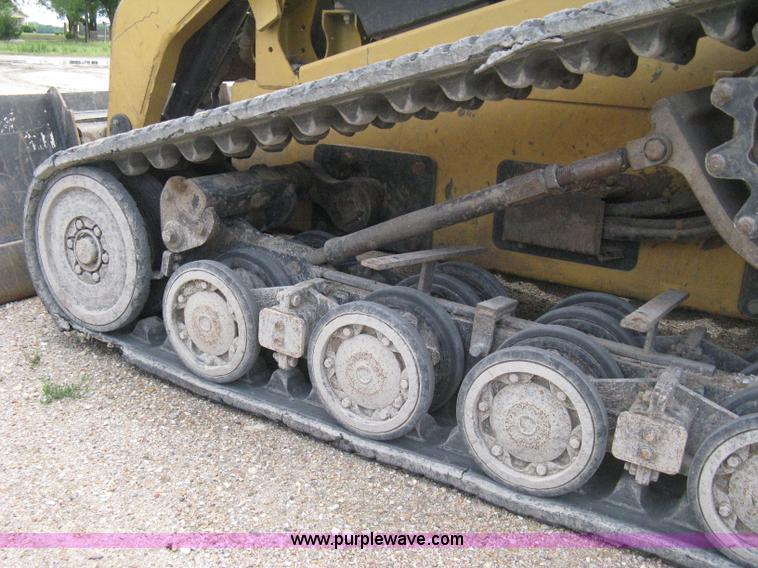 image for item 8085 2007 Caterpillar 277C track loader