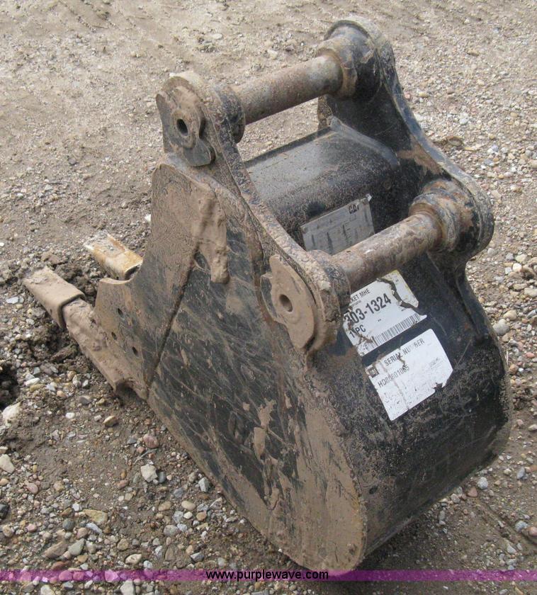 Caterpillar 12" excavator bucket in Sedgwick, KS Item 8090 sold
