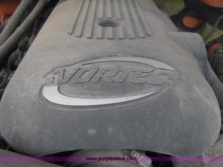 image for item 8112 2003 Chevrolet Silverado C2500 utility pickup truck