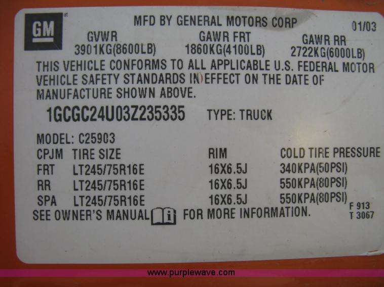 image for item 8112 2003 Chevrolet Silverado C2500 utility pickup truck