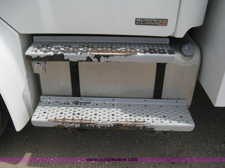 image for item 8113 2007 Freightliner M2 106 business class service truck