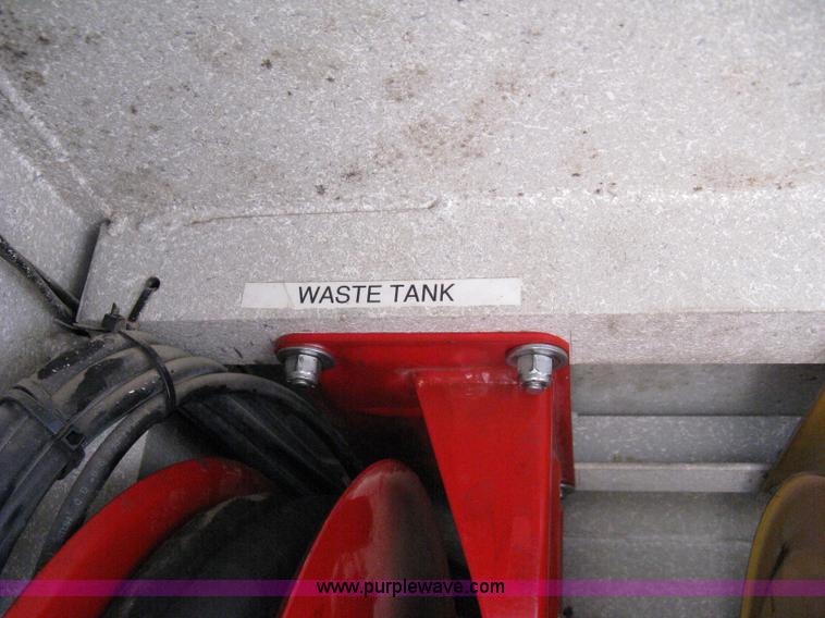 image for item 8113 2007 Freightliner M2 106 business class service truck