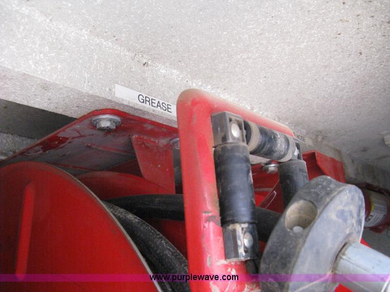 image for item 8113 2007 Freightliner M2 106 business class service truck