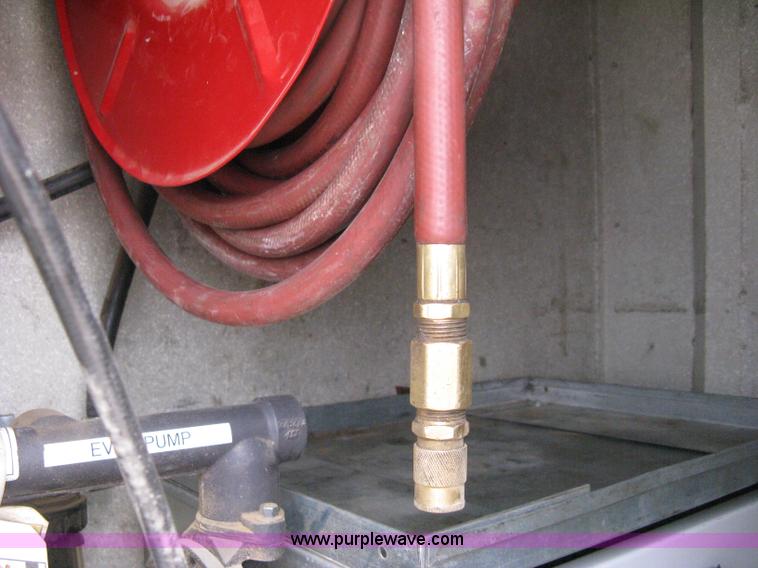 image for item 8113 2007 Freightliner M2 106 business class service truck