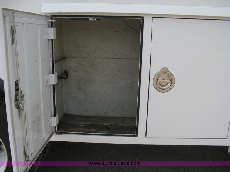 image for item 8113 2007 Freightliner M2 106 business class service truck