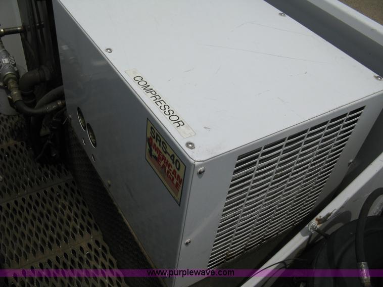 image for item 8113 2007 Freightliner M2 106 business class service truck