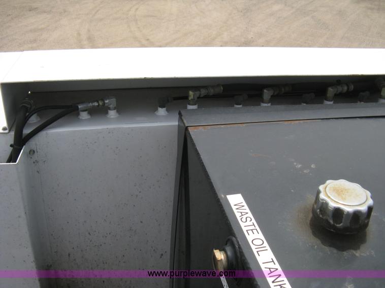 image for item 8113 2007 Freightliner M2 106 business class service truck