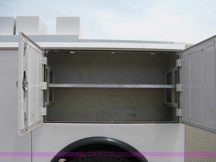 image for item 8113 2007 Freightliner M2 106 business class service truck