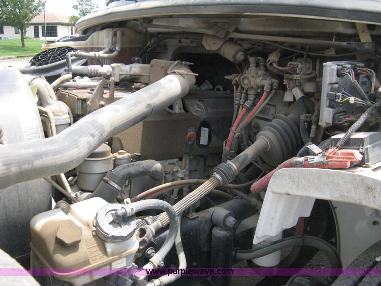 image for item 8113 2007 Freightliner M2 106 business class service truck