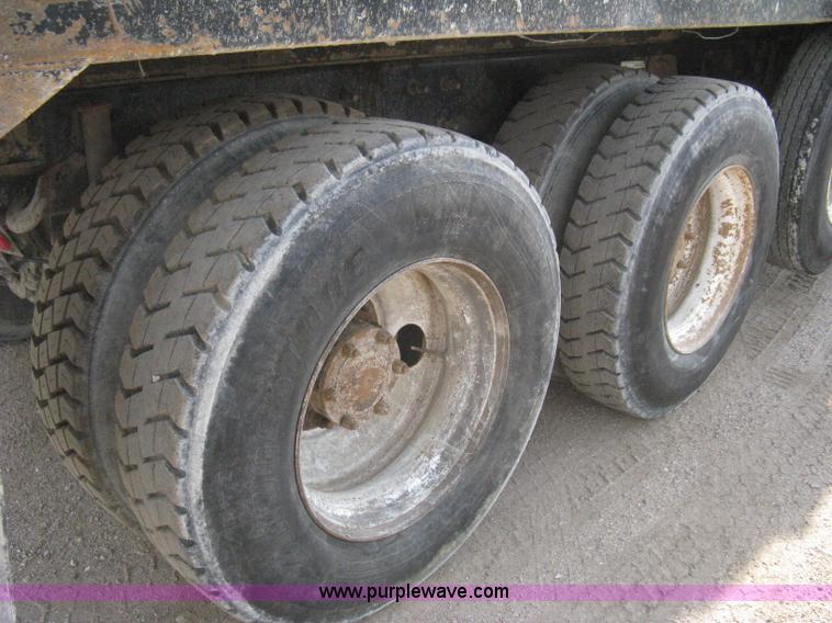 image for item 8114 2001 Mack RB688S triple axle dump truck