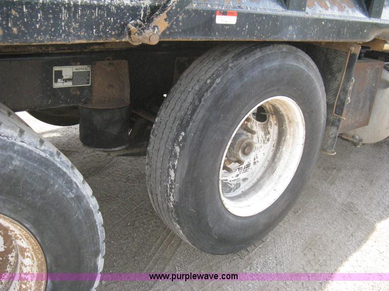 image for item 8114 2001 Mack RB688S triple axle dump truck