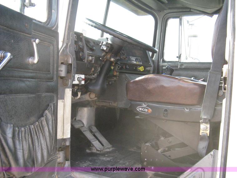 image for item 8115 1997 Mack RD690S triple axle dump truck